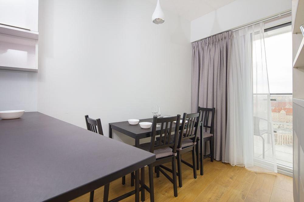 Capital Apartments - Towarowa Poznań Extérieur photo