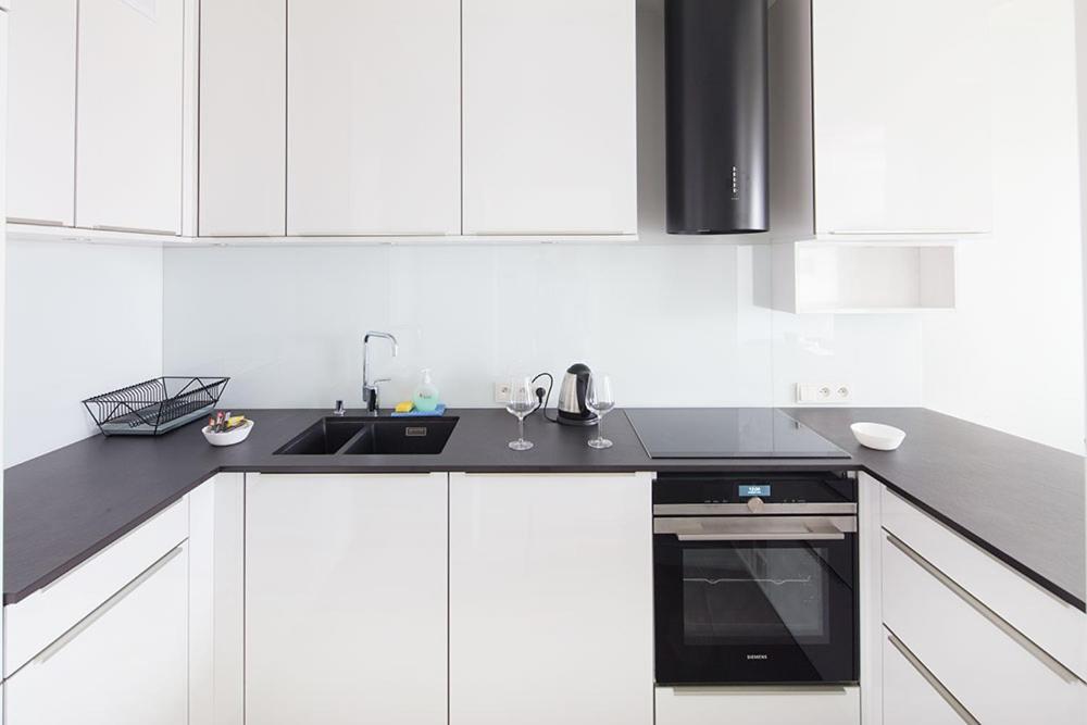 Capital Apartments - Towarowa Poznań Extérieur photo
